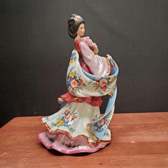 The Plum Blossom Princess by Lena Liu by The Danbury Mint - Picture 4 of 8